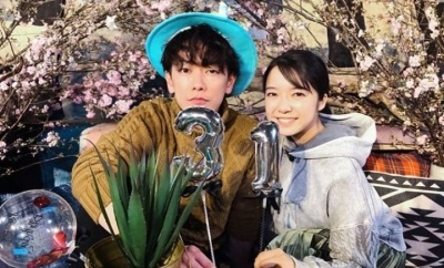 【たけもね】佐藤健と上白石萌音の距離感が近い画像(たけてれ)