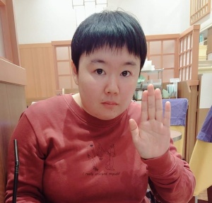 芸人やす子の本名や経歴まとめ!芸人やす子の出身高校画像