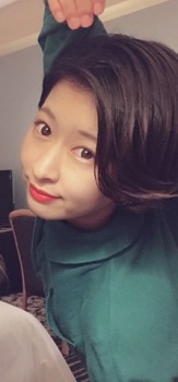 柚木亜里紗は舞台に出演している時の画像