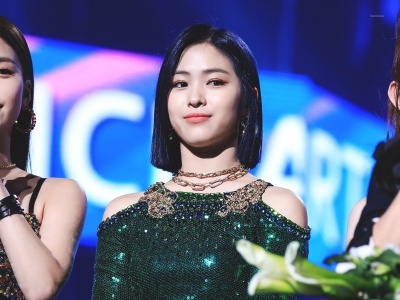 ITZYメンバープロフィール(リュジン)画像