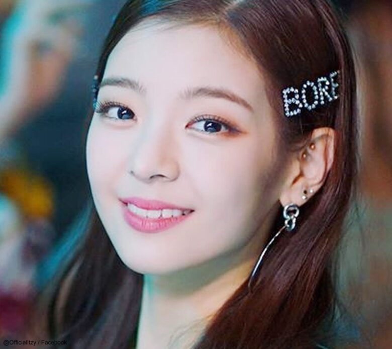 ITZYメンバープロフィール(リア)画像