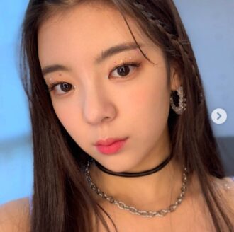 ITZYメンバープロフィール(リア)画像