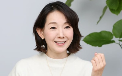 カルマの育ての母親はとよた真帆!画像