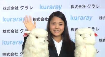 高梨沙羅のクラレCM画像